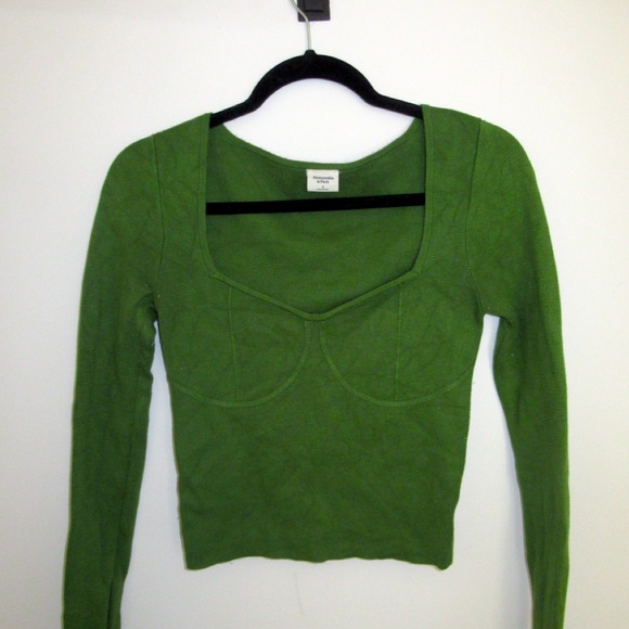 Green Long Sleeve Abercrombie Top - Picture 1 of 2
